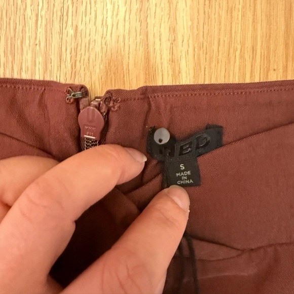 SOLD NEW NBD Denzel Pants in Chocolate Brown Size Small - Picture 3 of 6